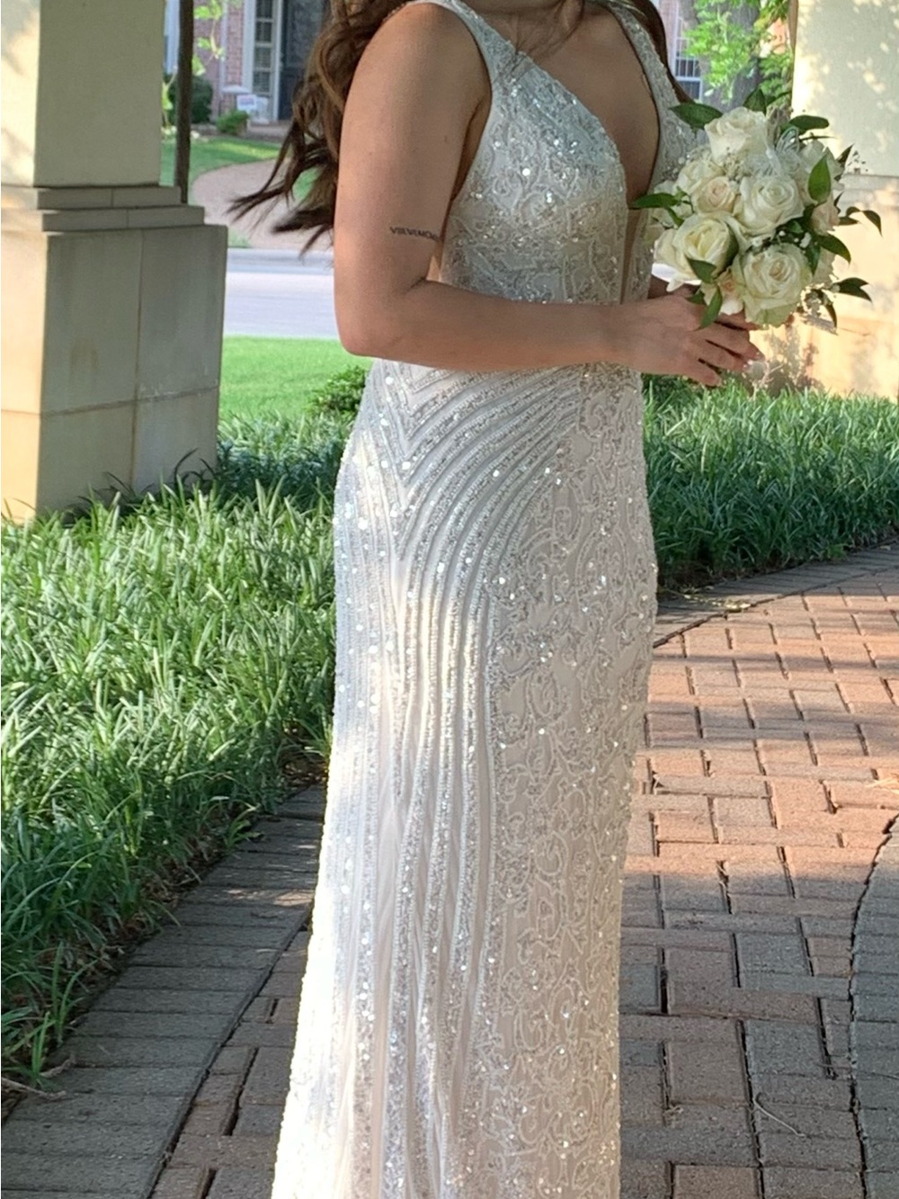 Sherri Hill White Beaded V-Neck Prom Gown - Picture 3 of 3